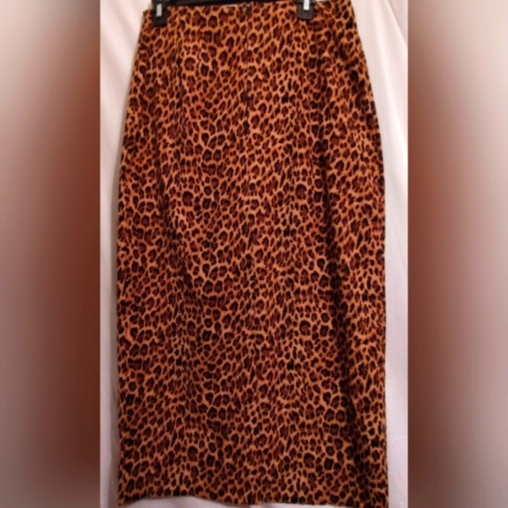 Briggs Skirt